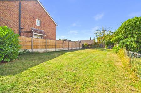 2 bedroom End of terrace house for sale in Pasture Road, Barton-Upon-Humber, North Lincolnshire, DN18