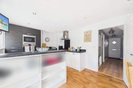 3 bedroom Semi-detached house for sale in Jubilee Place, Barton-Upon-Humber, North Lincolnshire, DN18