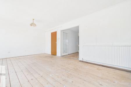 4 bedroom Detached house for sale in Cornhill Drive, Barton-Upon-Humber, North Lincolnshire, DN18