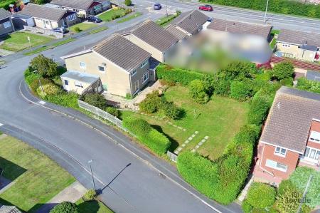 4 bedroom Detached house for sale in Cornhill Drive, Barton-Upon-Humber, North Lincolnshire, DN18
