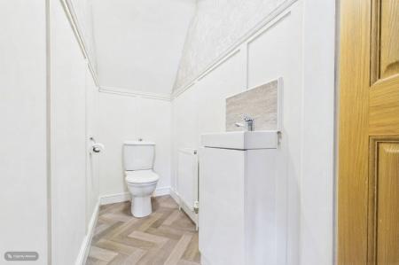 3 bedroom Semi-detached house for sale in Bayleaf Lane, Barton-upon-Humber, North Lincolnshire, DN18