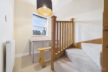3 bedroom Semi-detached house for sale in Bayleaf Lane, Barton-upon-Humber, North Lincolnshire, DN18