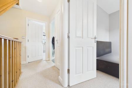 3 bedroom Semi-detached house for sale in Bayleaf Lane, Barton-upon-Humber, North Lincolnshire, DN18