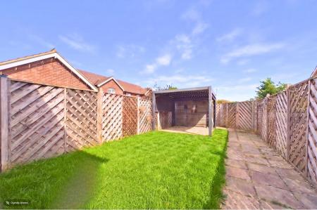 3 bedroom Semi-detached house for sale in Bayleaf Lane, Barton-upon-Humber, North Lincolnshire, DN18
