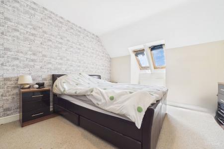 3 bedroom Semi-detached house for sale in Bayleaf Lane, Barton-upon-Humber, North Lincolnshire, DN18
