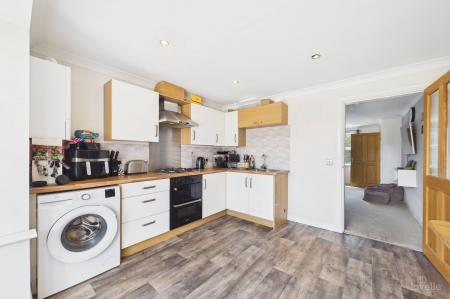 3 bedroom Semi-detached house for sale in Bayleaf Lane, Barton-upon-Humber, North Lincolnshire, DN18