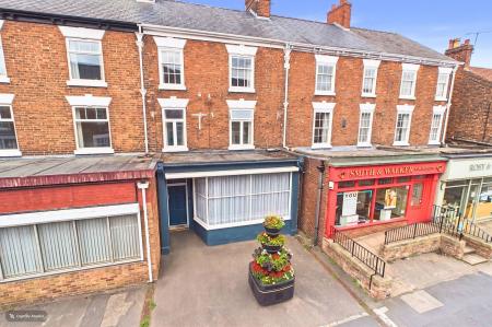 3 bedroom Terraced House for sale in High Street, Barton-upon-Humber, North Lincolnshire, DN18