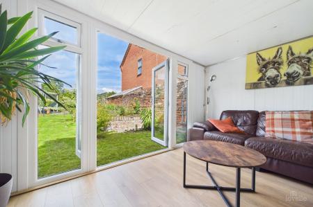 3 bedroom Terraced House for sale in High Street, Barton-upon-Humber, North Lincolnshire, DN18