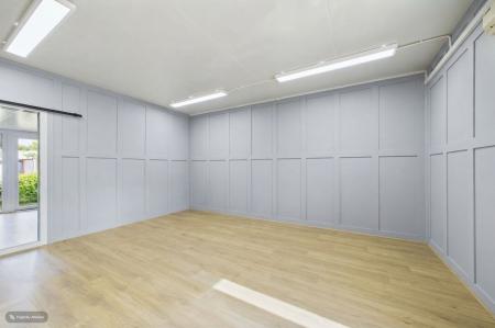 3 bedroom Terraced House for sale in High Street, Barton-upon-Humber, North Lincolnshire, DN18
