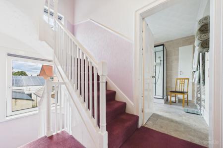 3 bedroom Terraced House for sale in High Street, Barton-upon-Humber, North Lincolnshire, DN18