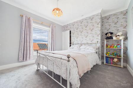 3 bedroom Terraced House for sale in High Street, Barton-upon-Humber, North Lincolnshire, DN18