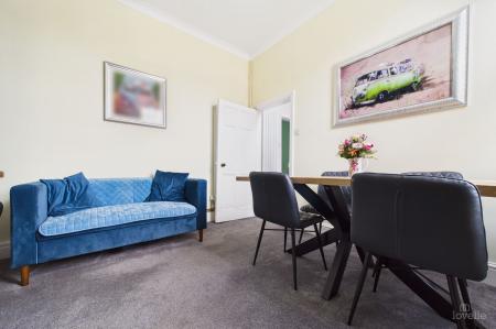 3 bedroom Terraced House for sale in High Street, Barton-upon-Humber, North Lincolnshire, DN18