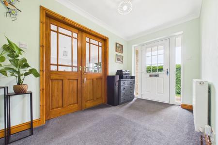 3 bedroom Detached bungalow for sale in Doll Lane, Elsham, Brigg, DN20