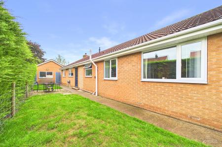 3 bedroom Detached bungalow for sale in Doll Lane, Elsham, Brigg, DN20