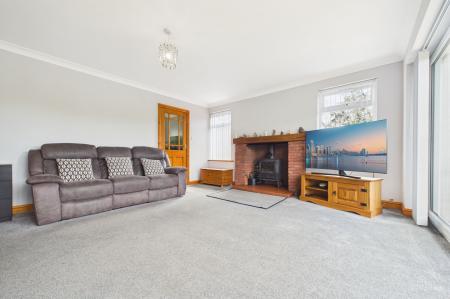 3 bedroom Detached bungalow for sale in Doll Lane, Elsham, Brigg, DN20