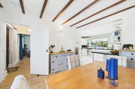 5 bedroom Detached house for sale in Ferry Road, Barrow-upon-Humber, North Lincolnshire, DN19