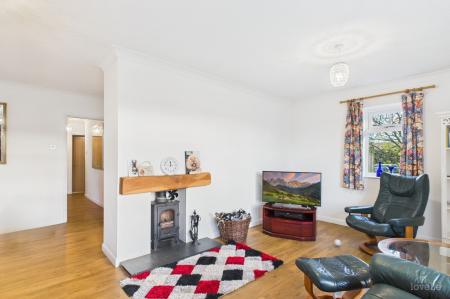 2 bedroom Detached bungalow for sale in Mill Lane, Goxhill, DN19