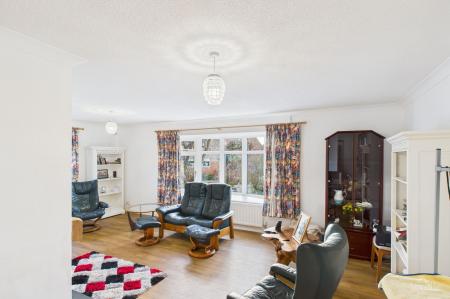 2 bedroom Detached bungalow for sale in Mill Lane, Goxhill, DN19