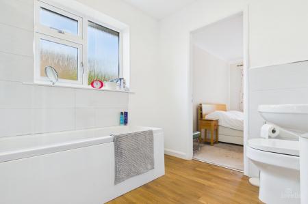 2 bedroom Detached bungalow for sale in Mill Lane, Goxhill, DN19
