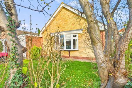2 bedroom Detached bungalow for sale in Mill Lane, Goxhill, DN19