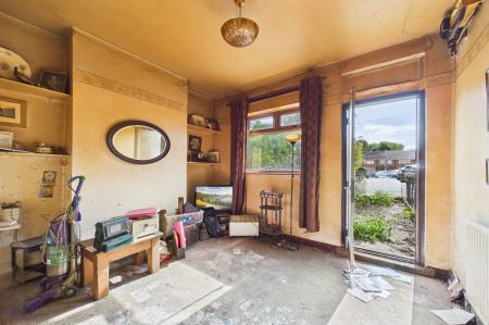 2 bedroom Terraced House for sale in Summercroft Avenue, Peploe Lane, New Holland, DN19