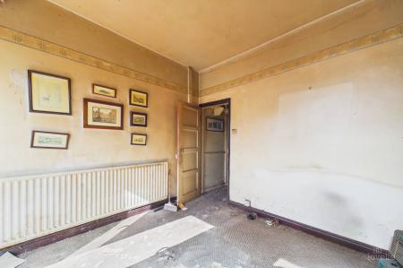 2 bedroom Terraced House for sale in Summercroft Avenue, Peploe Lane, New Holland, DN19