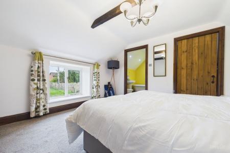 4 bedroom Detached house for sale in Ferry Lane, Winteringham, North Lincolnshire, DN15