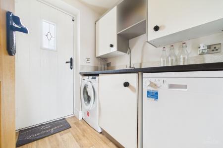 4 bedroom Detached house for sale in Ferry Lane, Winteringham, North Lincolnshire, DN15
