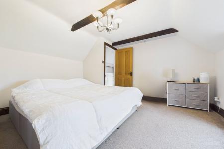 4 bedroom Detached house for sale in Ferry Lane, Winteringham, North Lincolnshire, DN15