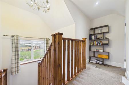 4 bedroom Detached house for sale in Ferry Lane, Winteringham, North Lincolnshire, DN15