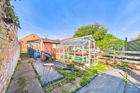 2 bedroom Semi-detached house for sale in Maltkiln Road, Barton-upon-Humber, North Lincolnshire, DN18