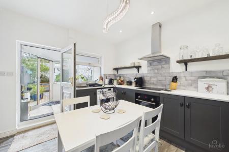 2 bedroom Terraced House for sale in Newport, Barton-upon-Humber, North Lincolnshire, DN18