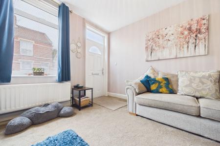 2 bedroom Terraced House for sale in Newport, Barton-upon-Humber, North Lincolnshire, DN18