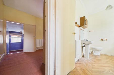2 bedroom Terraced House for sale in Dam Road, Barton-upon-Humber, North Lincolnshire, DN18