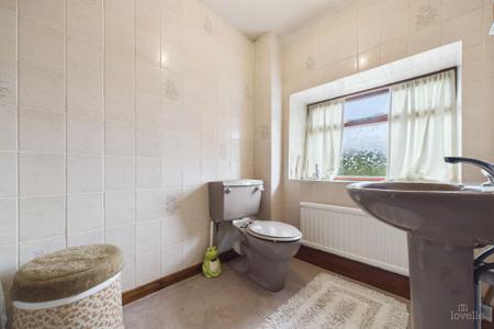 4 bedroom Detached house for sale in Lakeside - Pond Side, Wootton, North Lincolnshire, DN39