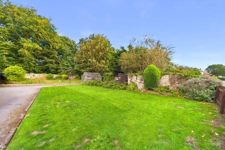 4 bedroom Detached house for sale in Lakeside - Pond Side, Wootton, North Lincolnshire, DN39