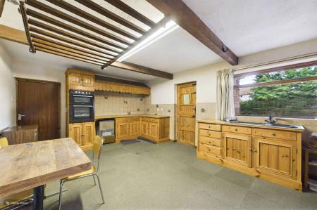 4 bedroom Detached house for sale in Lakeside - Pond Side, Wootton, North Lincolnshire, DN39