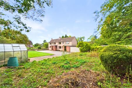 4 bedroom Detached house for sale in Lakeside - Pond Side, Wootton, North Lincolnshire, DN39