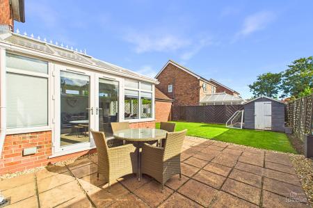 3 bedroom Detached house for sale in Worsley Paddock, Ulceby, North Lincolnshire, DN39