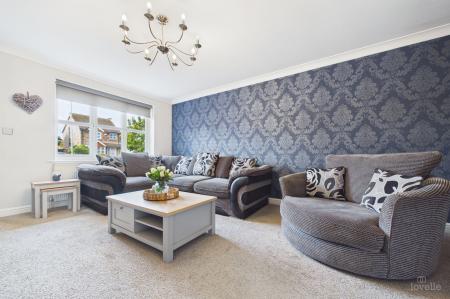 3 bedroom Detached house for sale in Worsley Paddock, Ulceby, North Lincolnshire, DN39