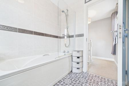 3 bedroom Detached house for sale in Worsley Paddock, Ulceby, North Lincolnshire, DN39