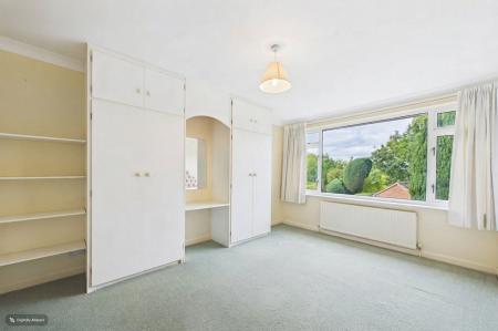 5 bedroom Detached house for sale in Ferriby Road, Barton-upon-Humber, North Lincolnshire, DN18