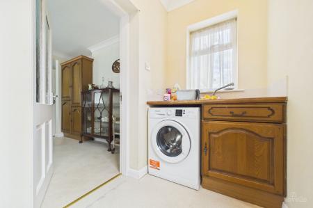 5 bedroom Detached house for sale in Ferriby Road, Barton-upon-Humber, North Lincolnshire, DN18
