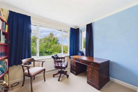 5 bedroom Detached house for sale in Ferriby Road, Barton-upon-Humber, North Lincolnshire, DN18