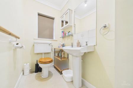5 bedroom Detached house for sale in Ferriby Road, Barton-upon-Humber, North Lincolnshire, DN18