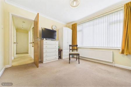 5 bedroom Detached house for sale in Ferriby Road, Barton-upon-Humber, North Lincolnshire, DN18
