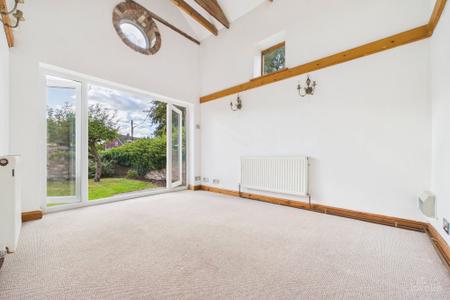 2 bedroom Semi-detached house for sale in Megs Barn - Palmer Lane, Barrow-upon-Humber, North Lincolnshire, DN19