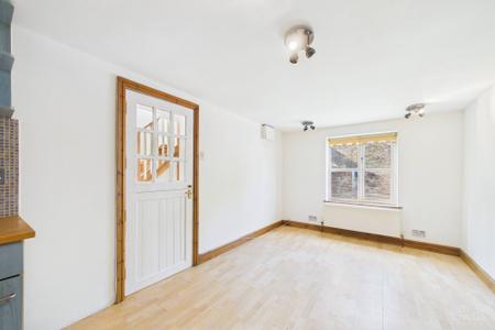 2 bedroom Semi-detached house for sale in Megs Barn - Palmer Lane, Barrow-upon-Humber, North Lincolnshire, DN19