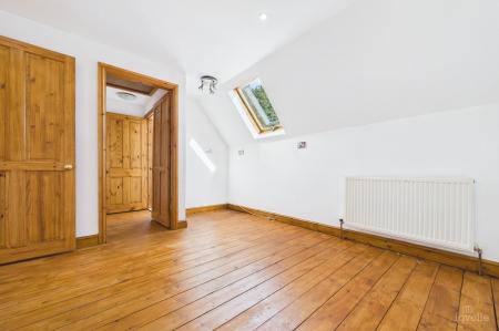2 bedroom Semi-detached house for sale in Megs Barn - Palmer Lane, Barrow-upon-Humber, North Lincolnshire, DN19