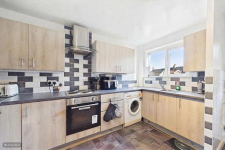 2 bedroom Terraced House for sale in Parks Close, Ulceby, North Lincolnshire, DN39